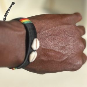 NW 💯 handcrafted adjustable bracelet Made in Benin 🇧🇯